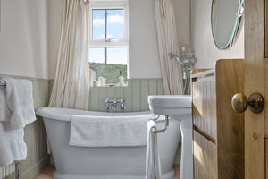 Photo 26- click for photo gallery